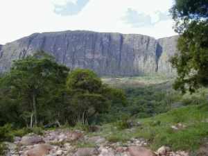 Cachoeira Casca D'Anta de 186m do Rio São Francisco na Serra da Canastra